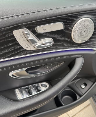 Mercedes E300 de 2,0 AMG Line stc. aut. 4Matic 5d