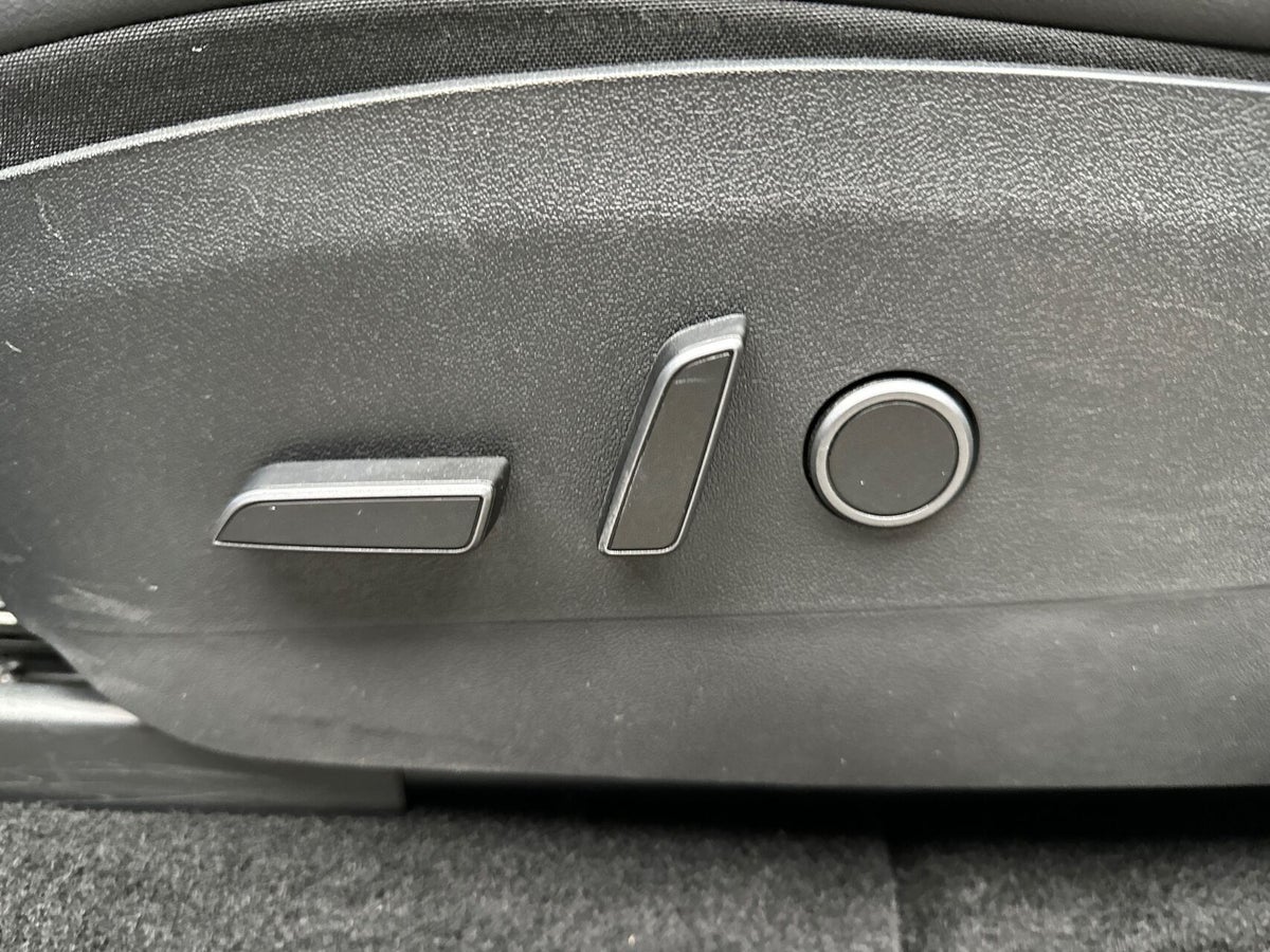 Tesla Model Y Long Range AWD billede 17