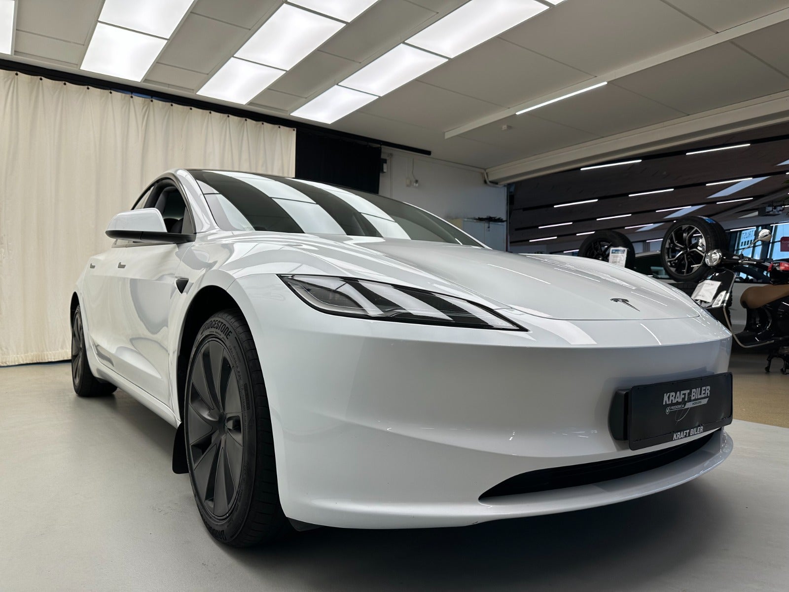 Billede af Tesla Model 3  RWD