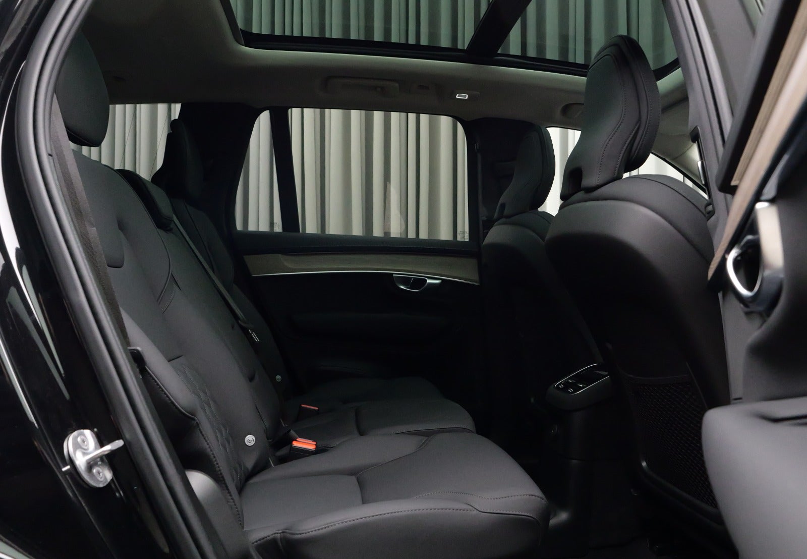 Volvo XC90 T8 ReCharge Ultra Dark aut. AWD 7prs