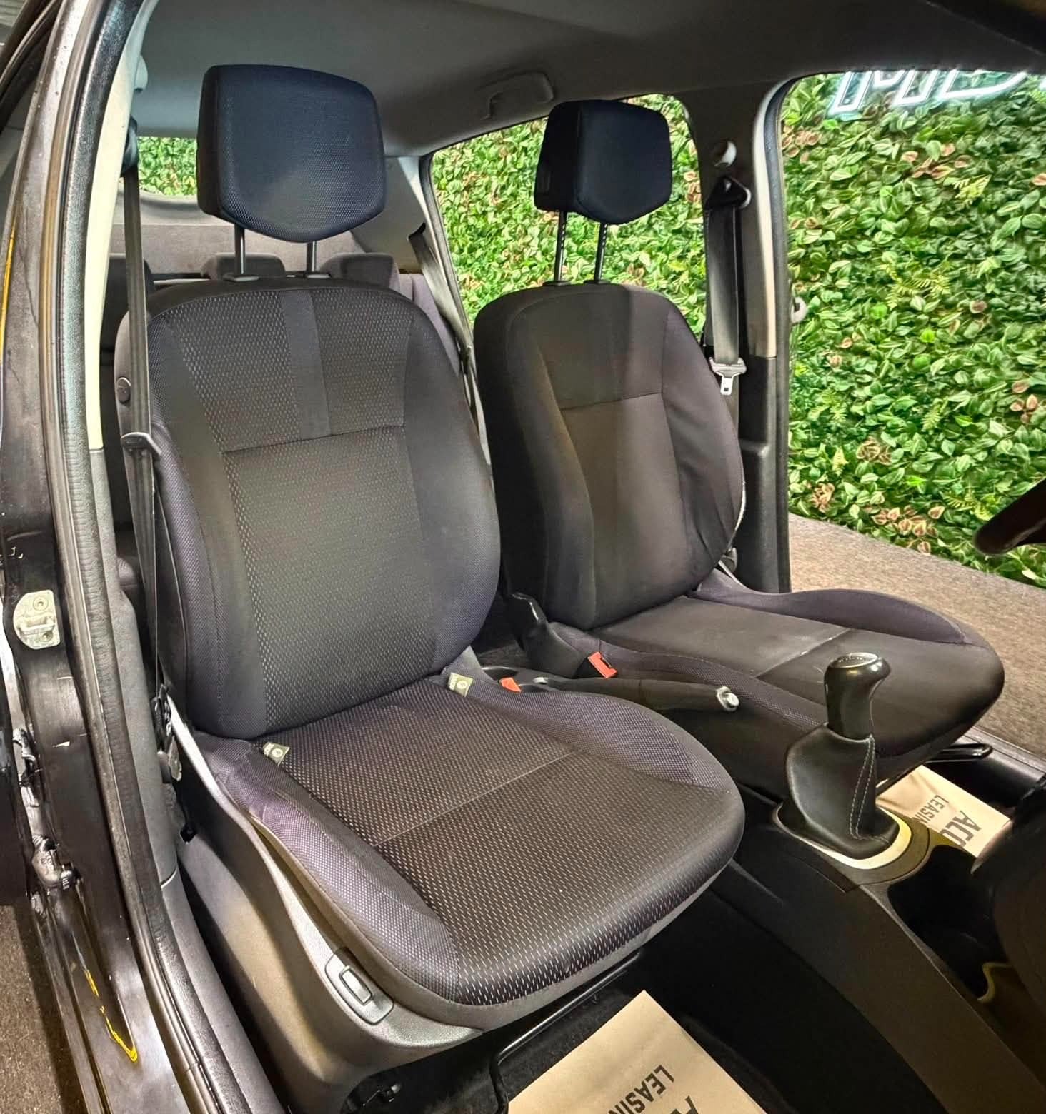 Billede af Renault Clio III 1,4 Dynamique Comfort BeatUp