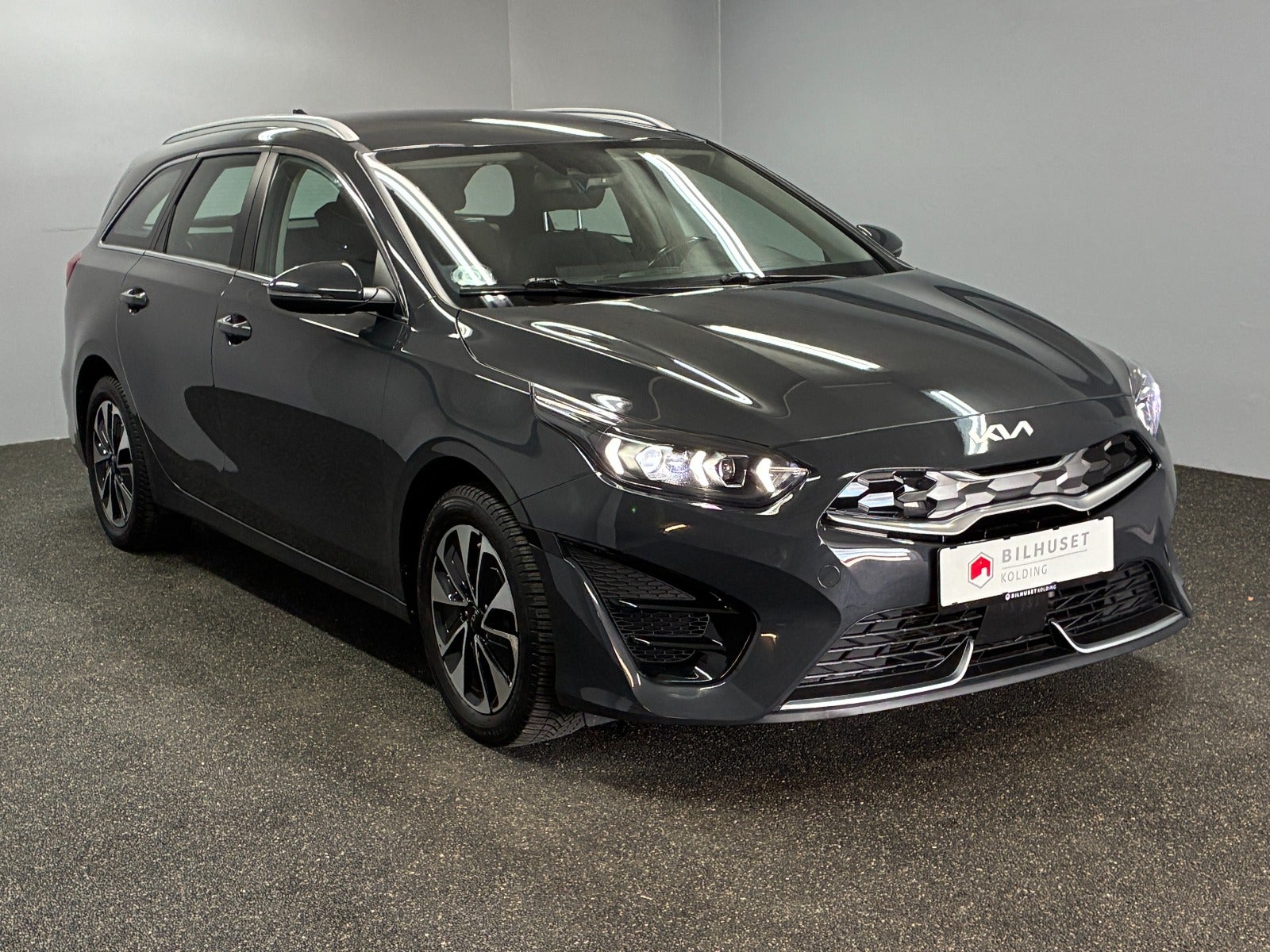 Billede af Kia Ceed 1,6 PHEV Prestige SW DCT