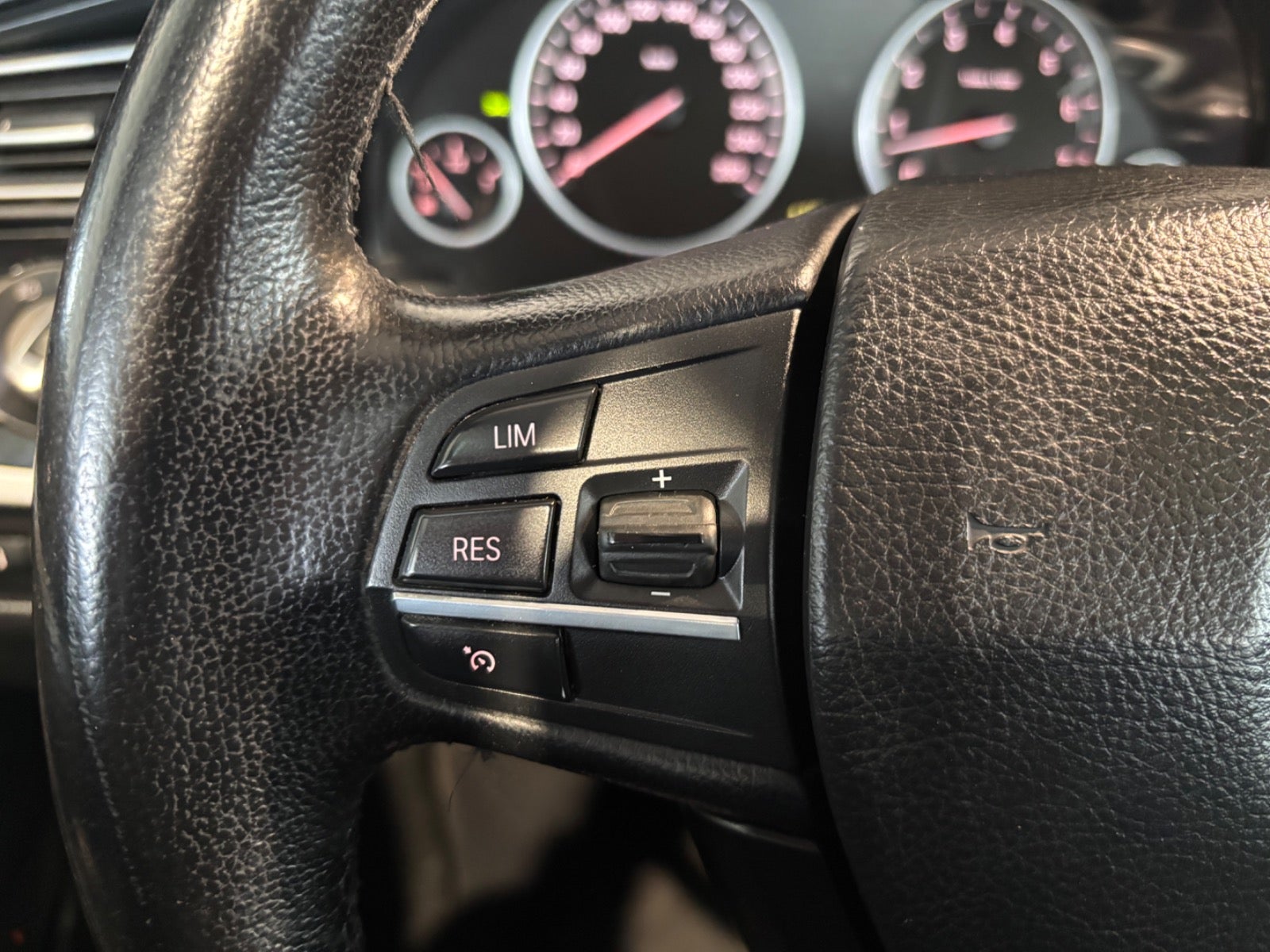 BMW 523i, Billede 12