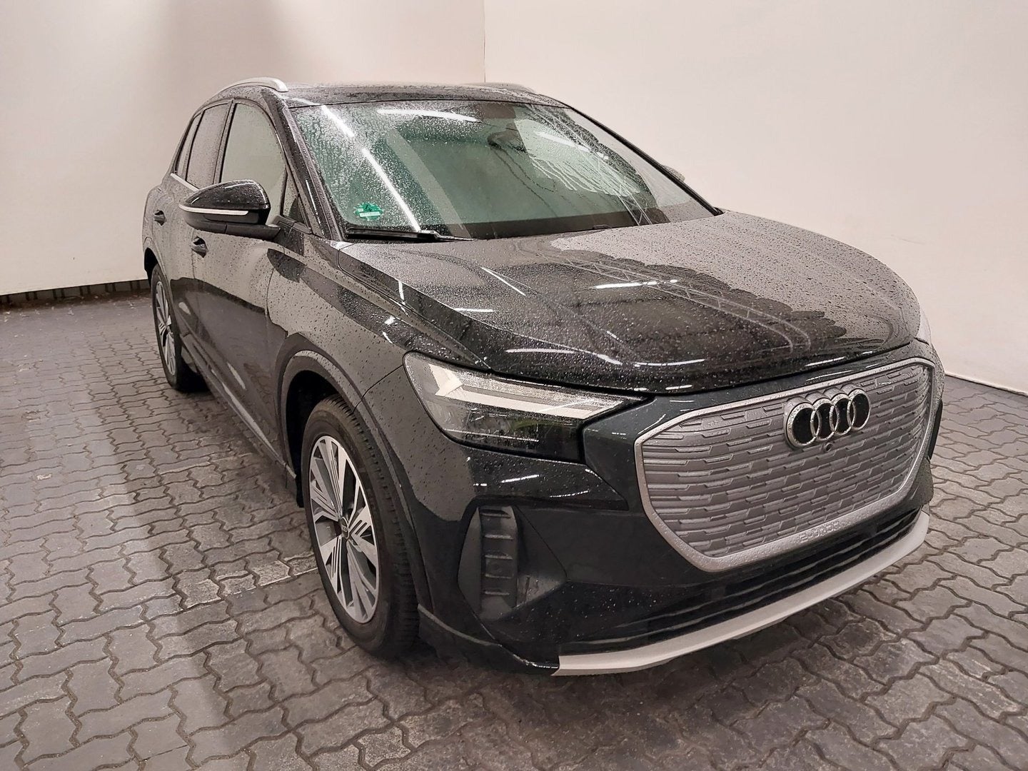 Audi Q4 e-tron Advanced