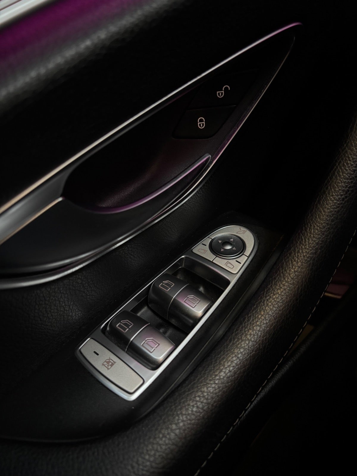 Mercedes E220 d Avantgarde stc. aut.