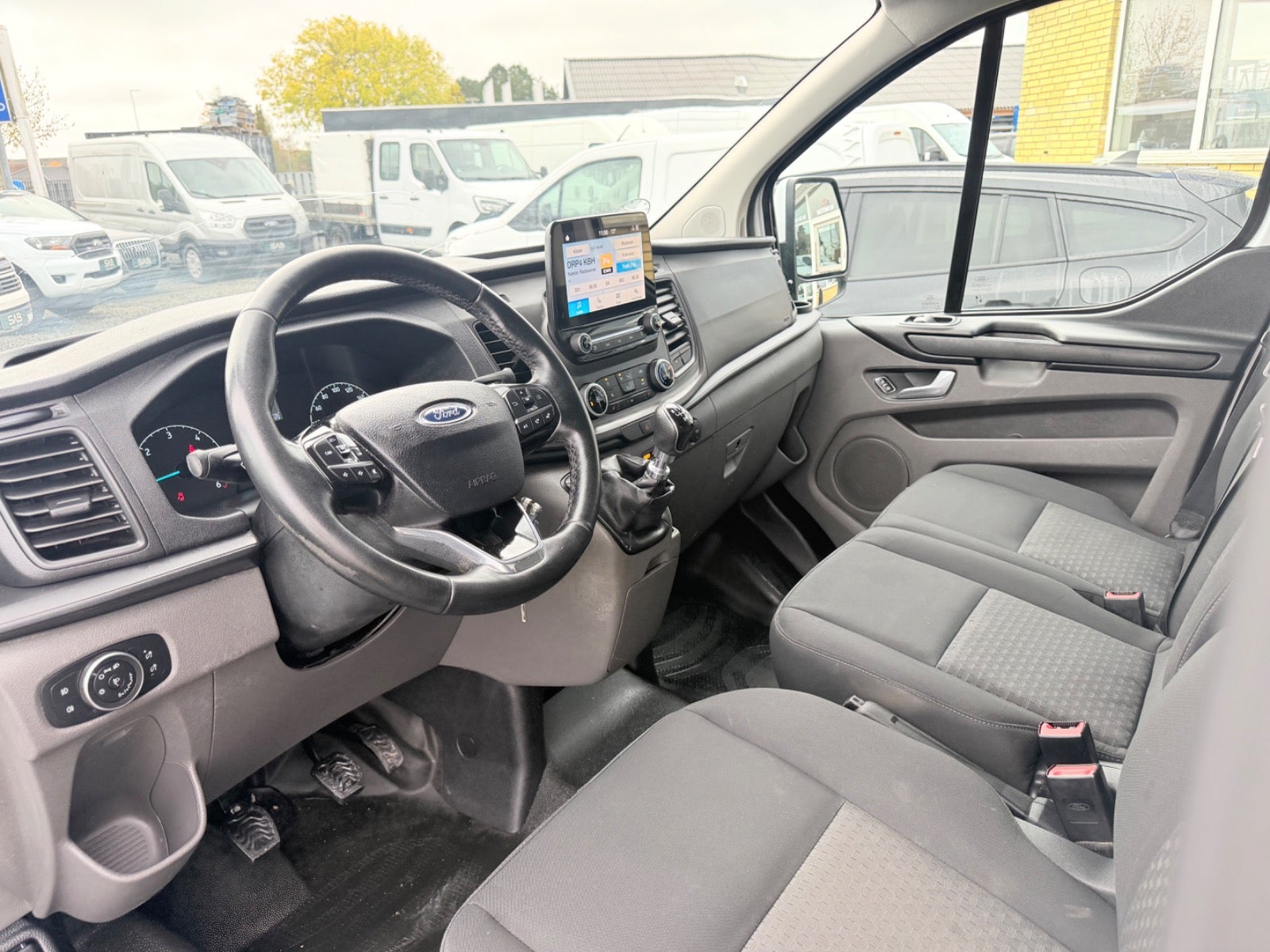 Ford Transit Custom 300 L1, Billede 11