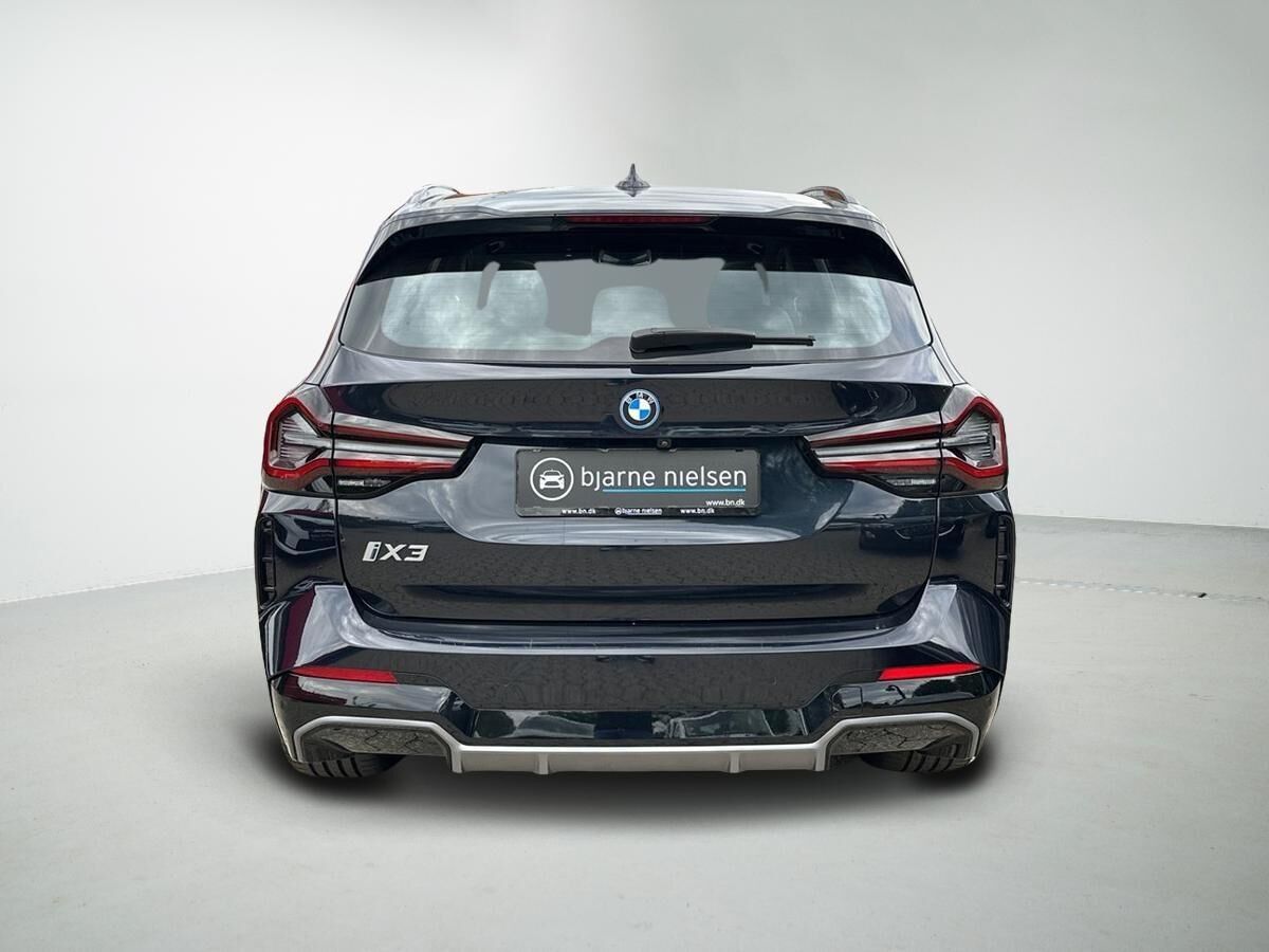 BMW iX3 Charged M-Sport billede 5