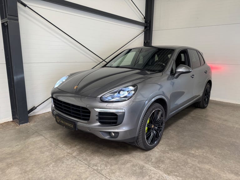 Porsche Cayenne S E-Hybrid Tiptr.