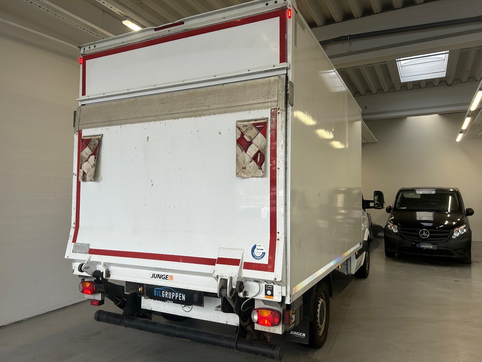 Billede af Mercedes Sprinter 316 2,2 CDi R2 Alukasse m/lift