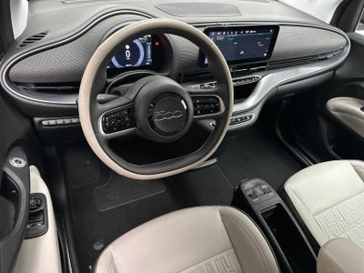 Fiat 500e la Prima Cabrio billede 2