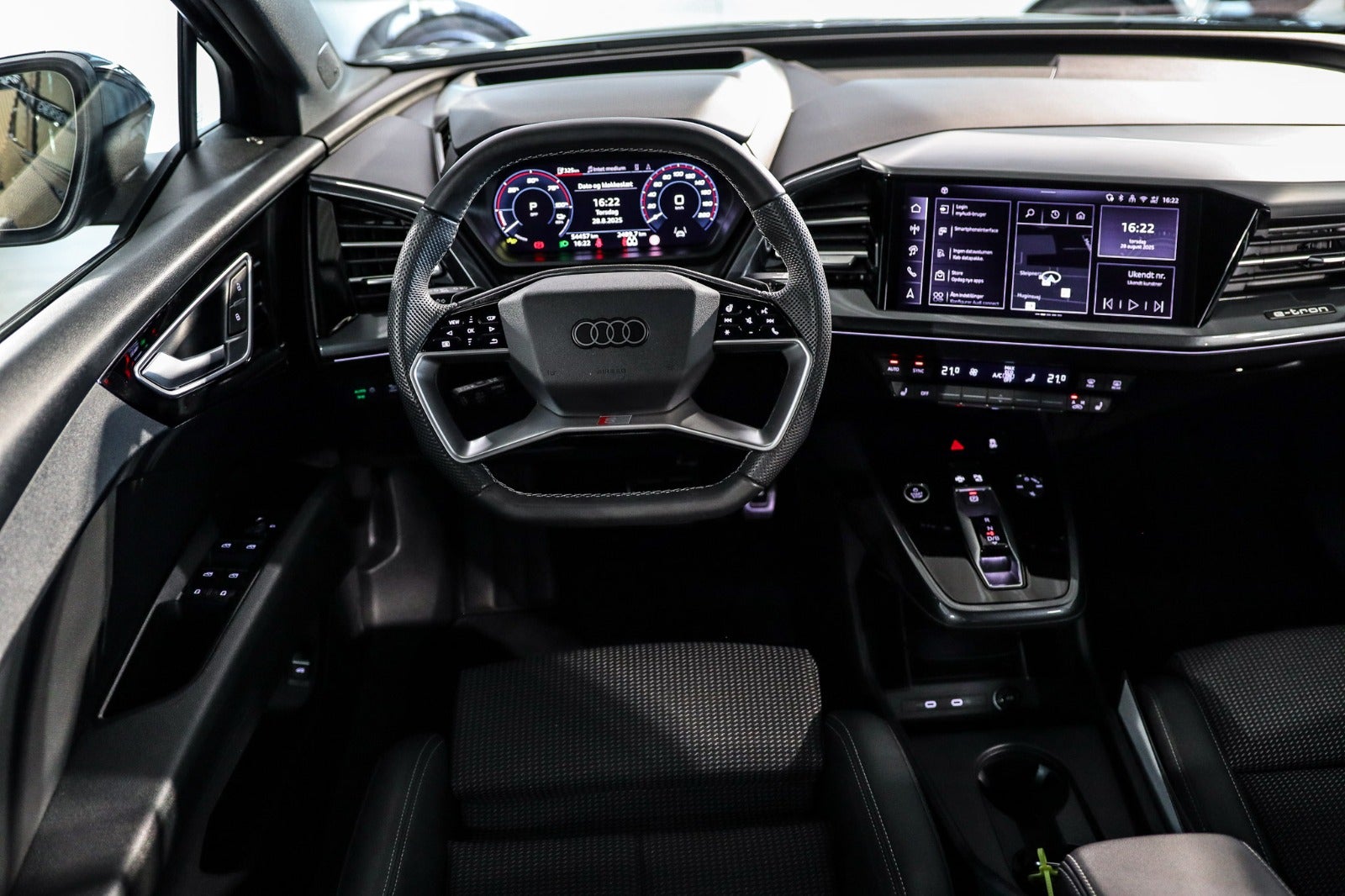 Billede af Audi Q4 e-tron 45 S-line