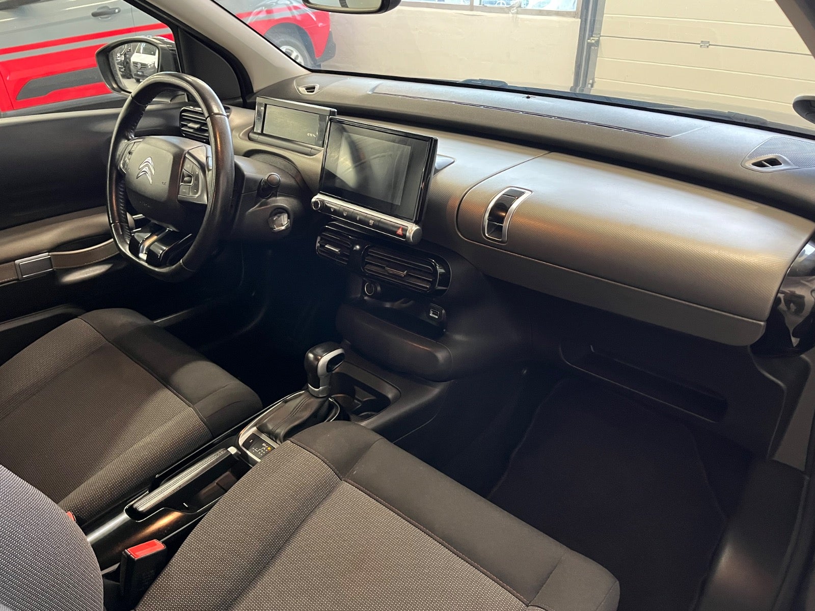 Billede af Citroën C4 Cactus 1,2 PureTech 110 Iconic EAT6 Van