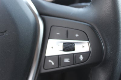 BMW 320i Sport Line aut.