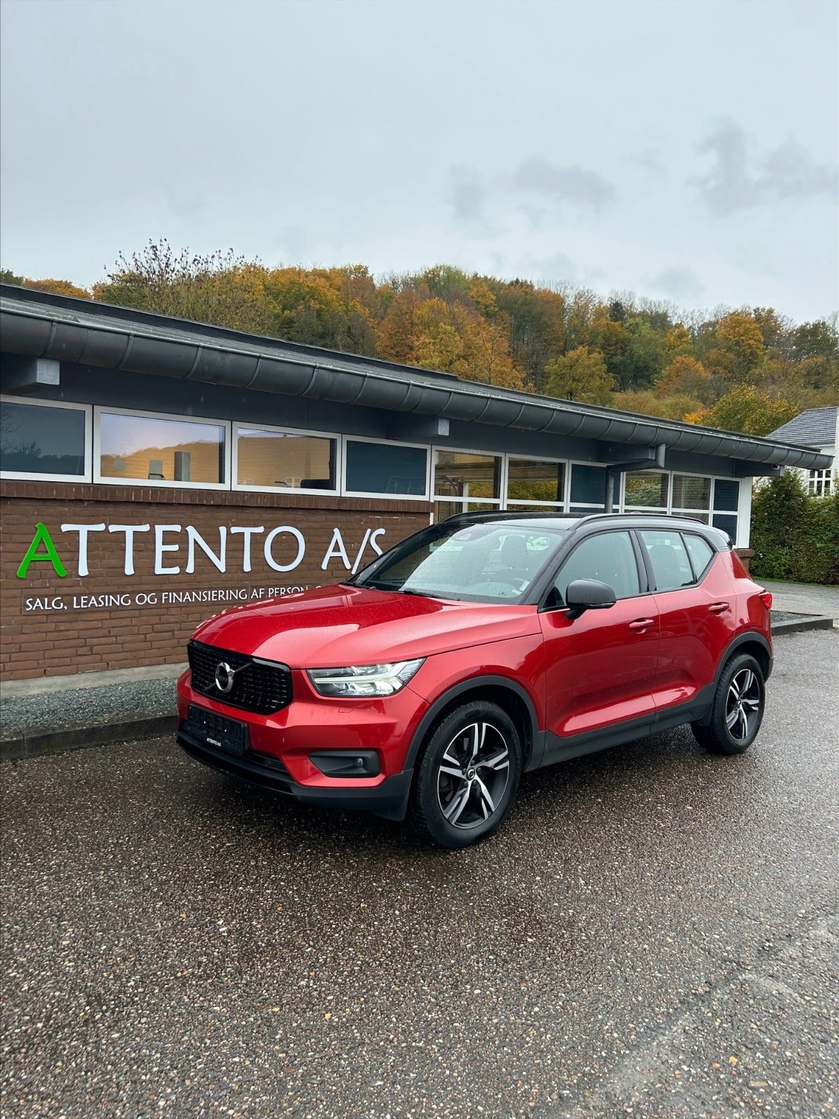 Billede af Volvo XC40 2,0 D4 190 R-Design aut. AWD