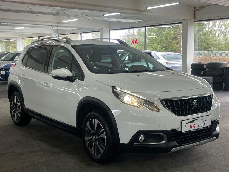 Peugeot 2008 BlueHDi 100 Allure