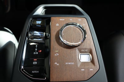 BMW iX xDrive40 Fully Charged Sport