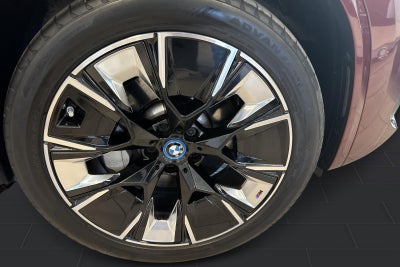 BMW iX3 Charged Plus M-Sport