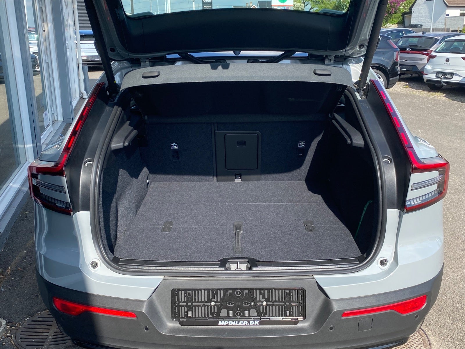 Billede af Volvo EC40  Extended Range Black Edition