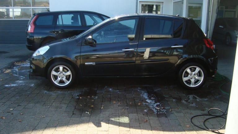 Renault Clio III 16V Advantage