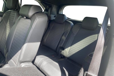 Peugeot e-5008 GT 7prs
