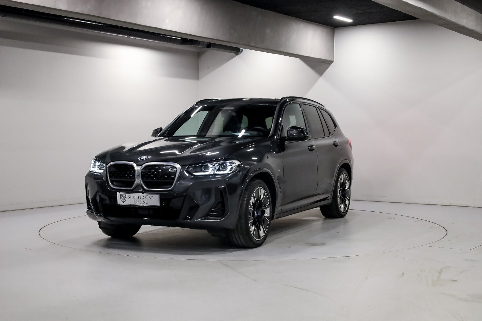 BMW iX3 Charged Plus M-Sport