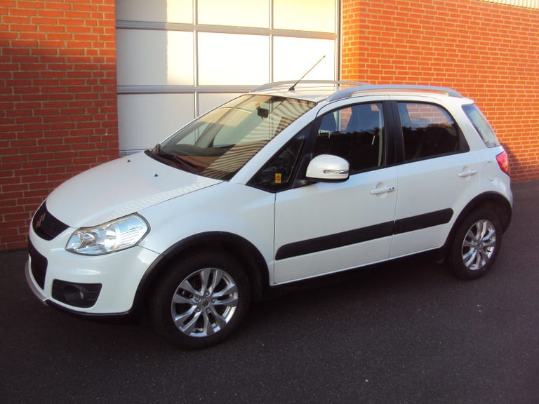Suzuki SX4 CombiBack Tour
