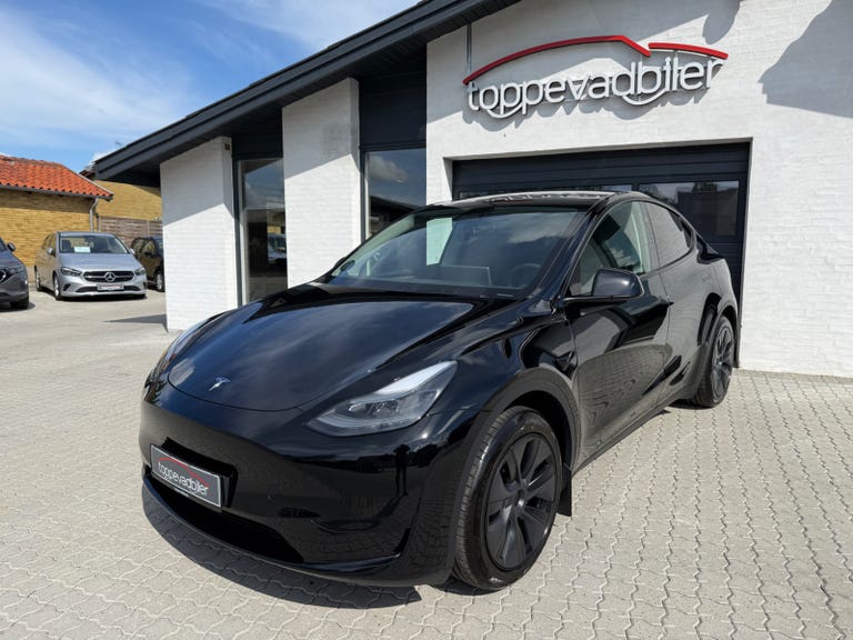 Tesla Model Y Long Range RWD