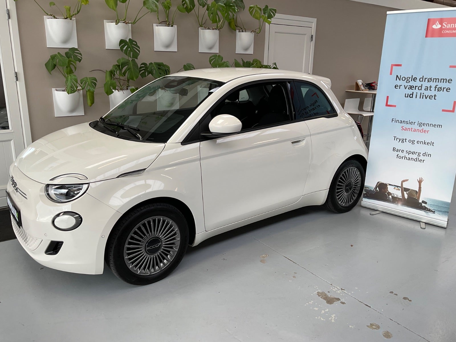 Fiat 500e 42 Icon Pack 3d - 2