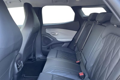 Ford Explorer Premium Extended Range