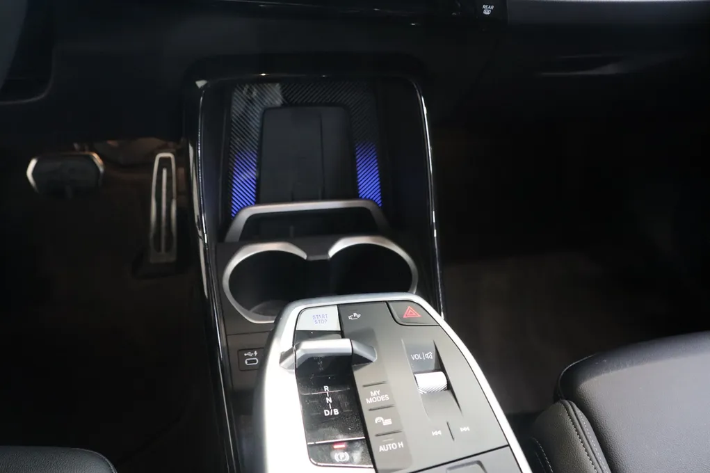 BMW iX1 xDrive30 M-Sport Premium