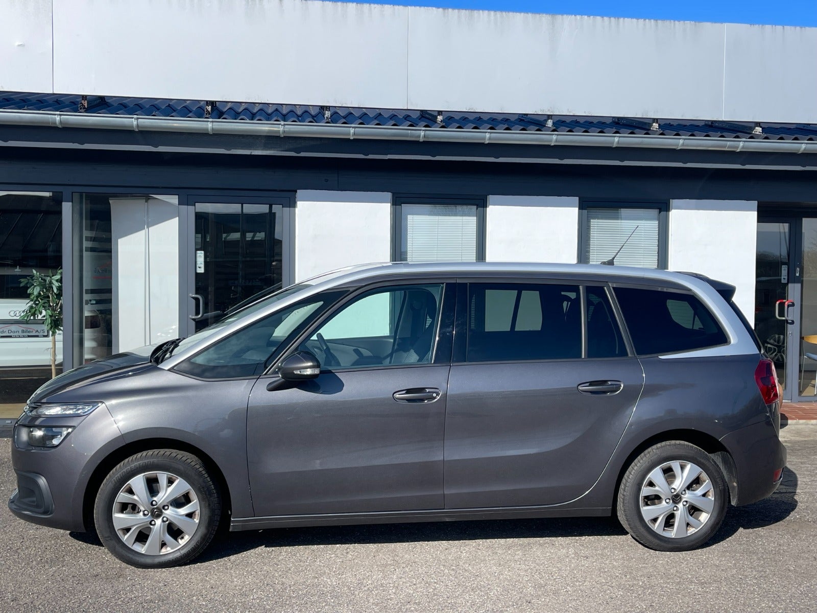 Billede af Citroën Grand C4 SpaceTourer 1,6 BlueHDi 120 Iconic 7prs