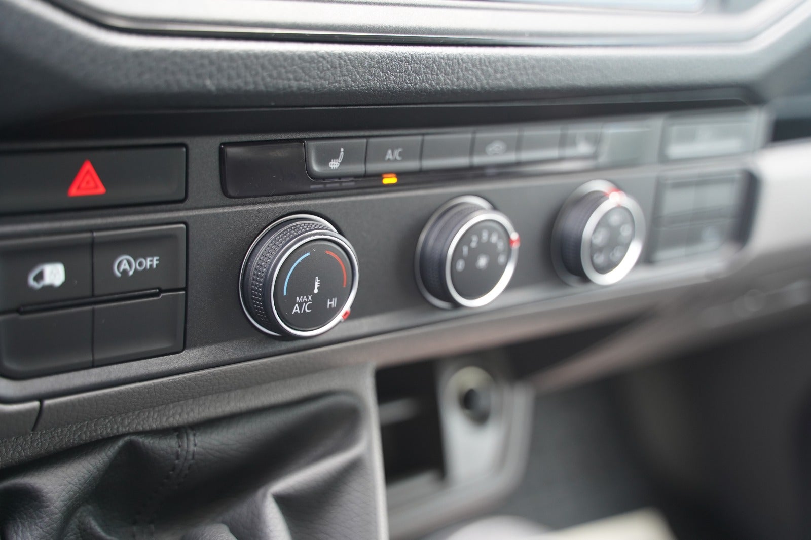 Billede af VW Crafter 35 2,0 TDi 140 Kassevogn L3H2