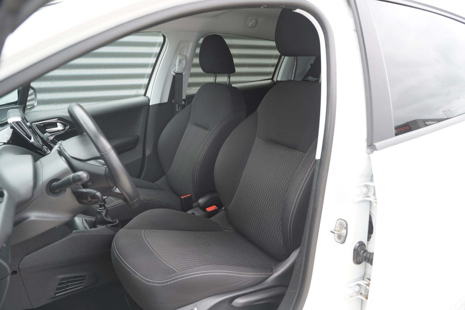 Billede af Peugeot 208 1,5 BlueHDi 100 Envy