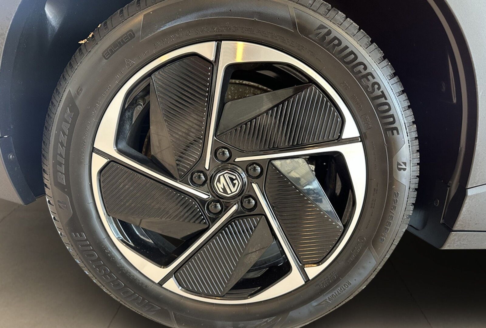 MG MGS5 Luxury