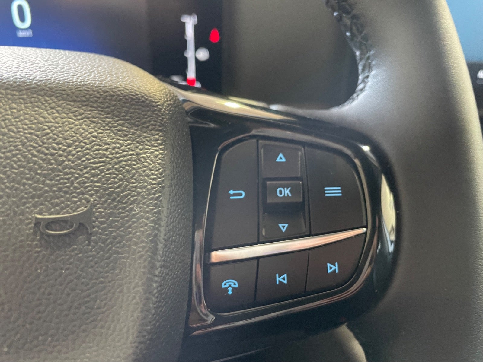 Ford Transit Custom 320L EcoBlue Trend