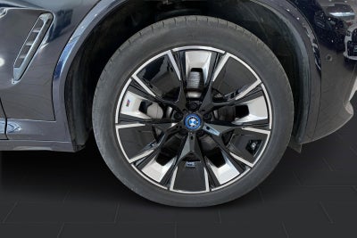 BMW iX3 Charged Plus M-Sport