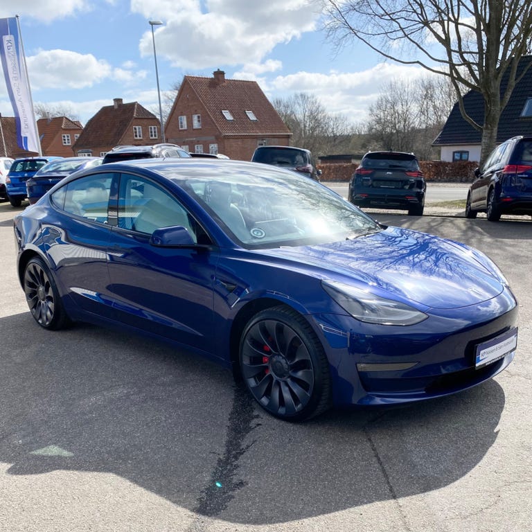 Tesla Model 3 Performance AWD