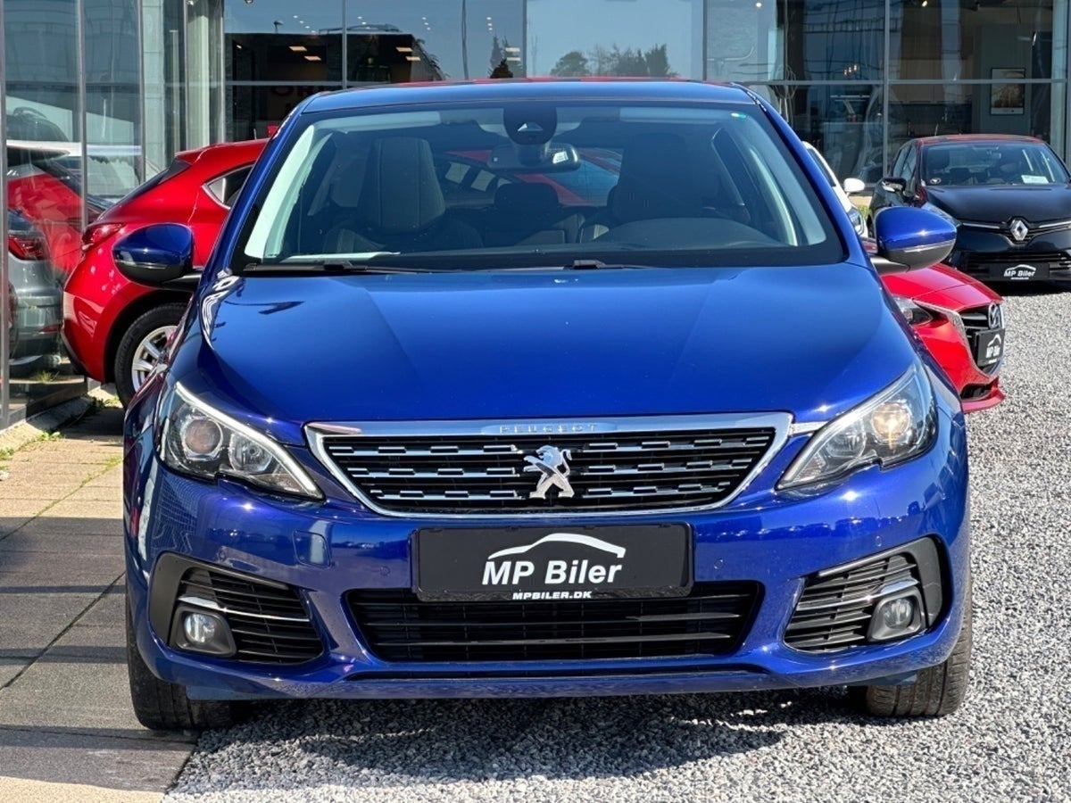 Billede af Peugeot 308 1,6 BlueHDi 120 Allure Sky