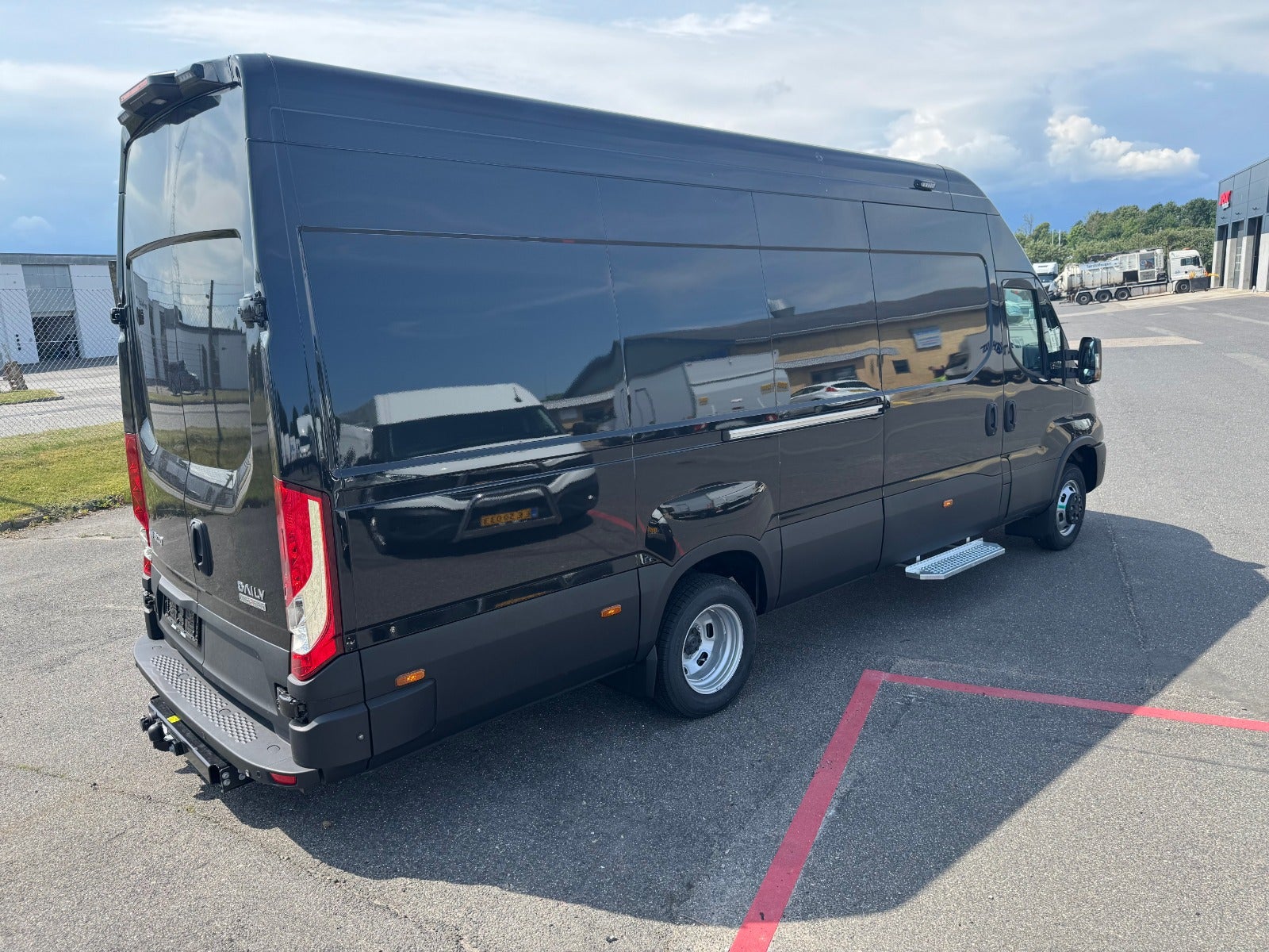 Billede af Iveco Daily 3,0 50C18 12m³ Van AG8