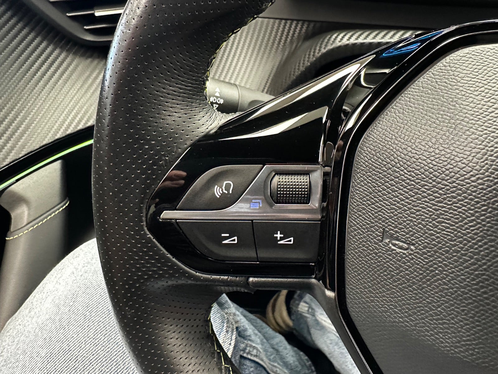 Billede af Peugeot e-2008 50 GT