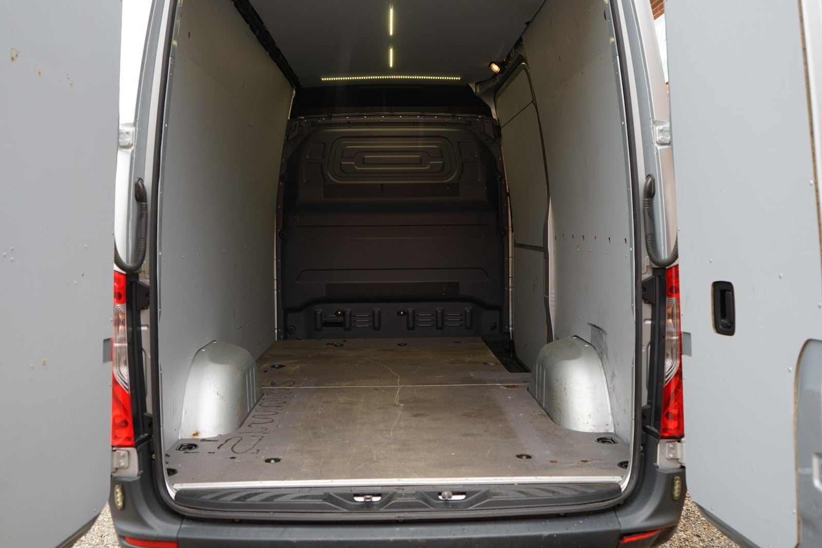 Billede af Mercedes Sprinter 316 2,2 CDi A2 Kassevogn aut. RWD