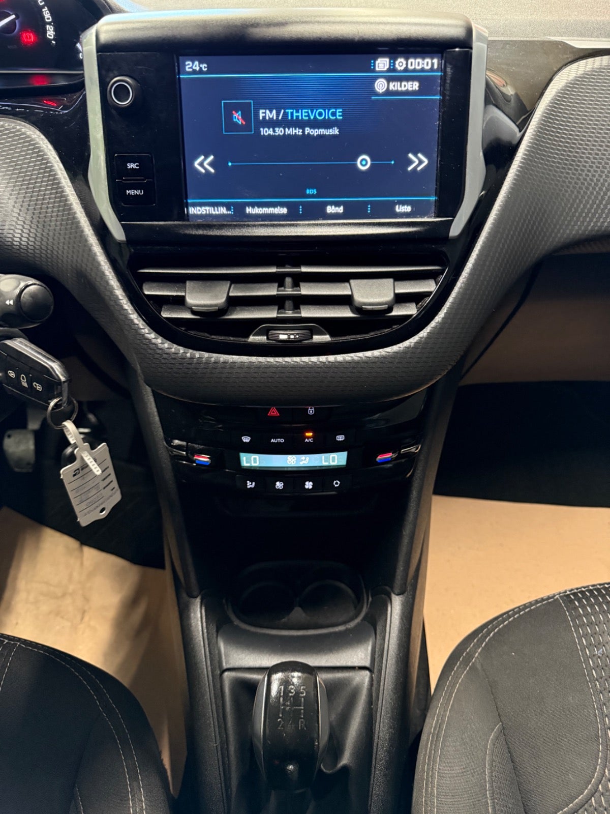 Billede af Peugeot 208 1,2 PureTech 82 Allure Sky