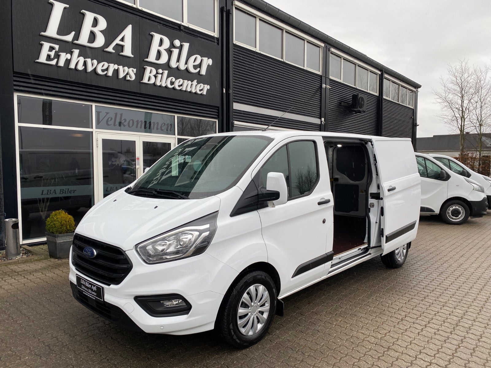 Ford Transit Custom 300 L2 TDCi 130 Trend aut.