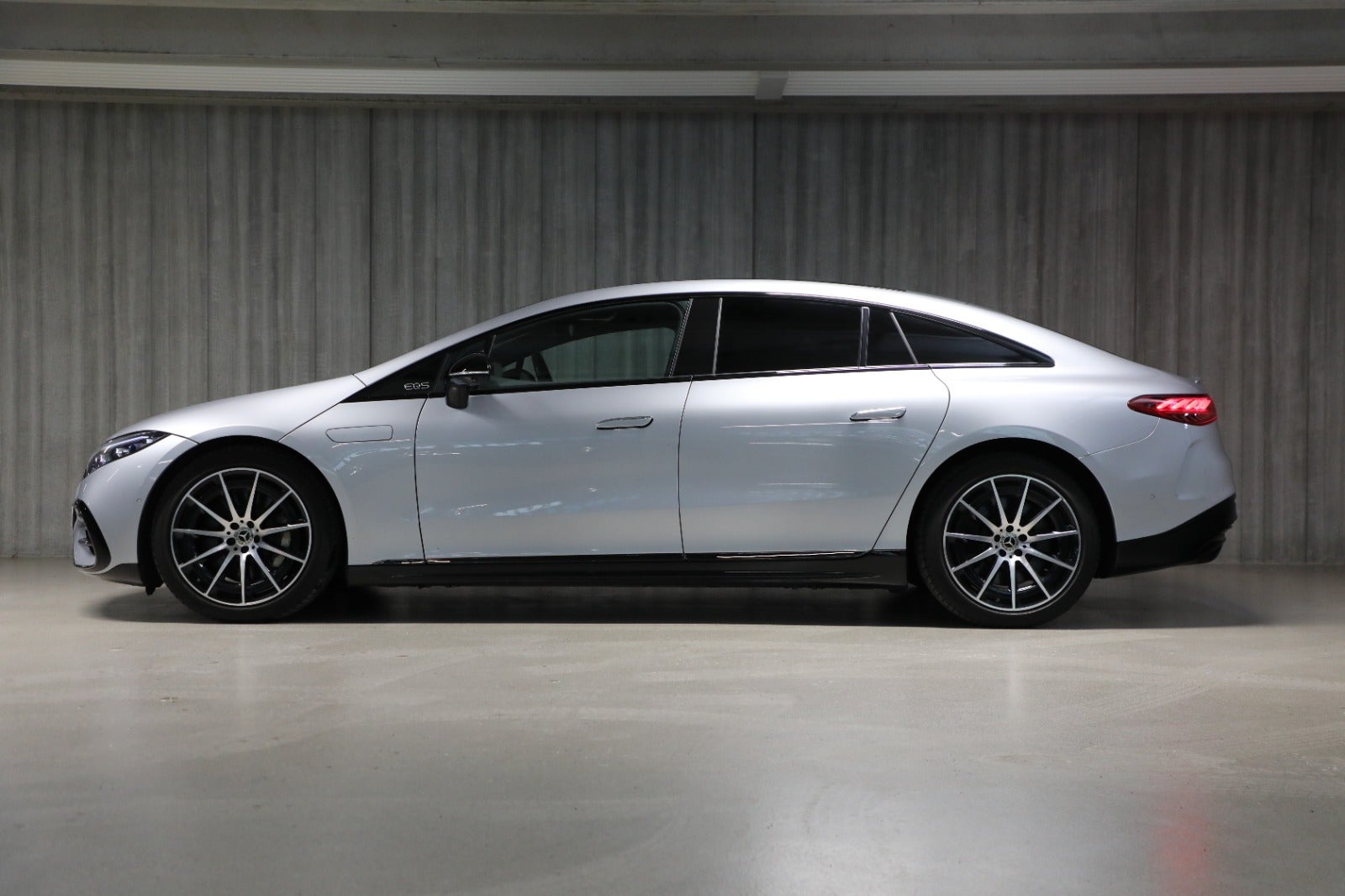 Mercedes-Benz EQS450+ AMG Line