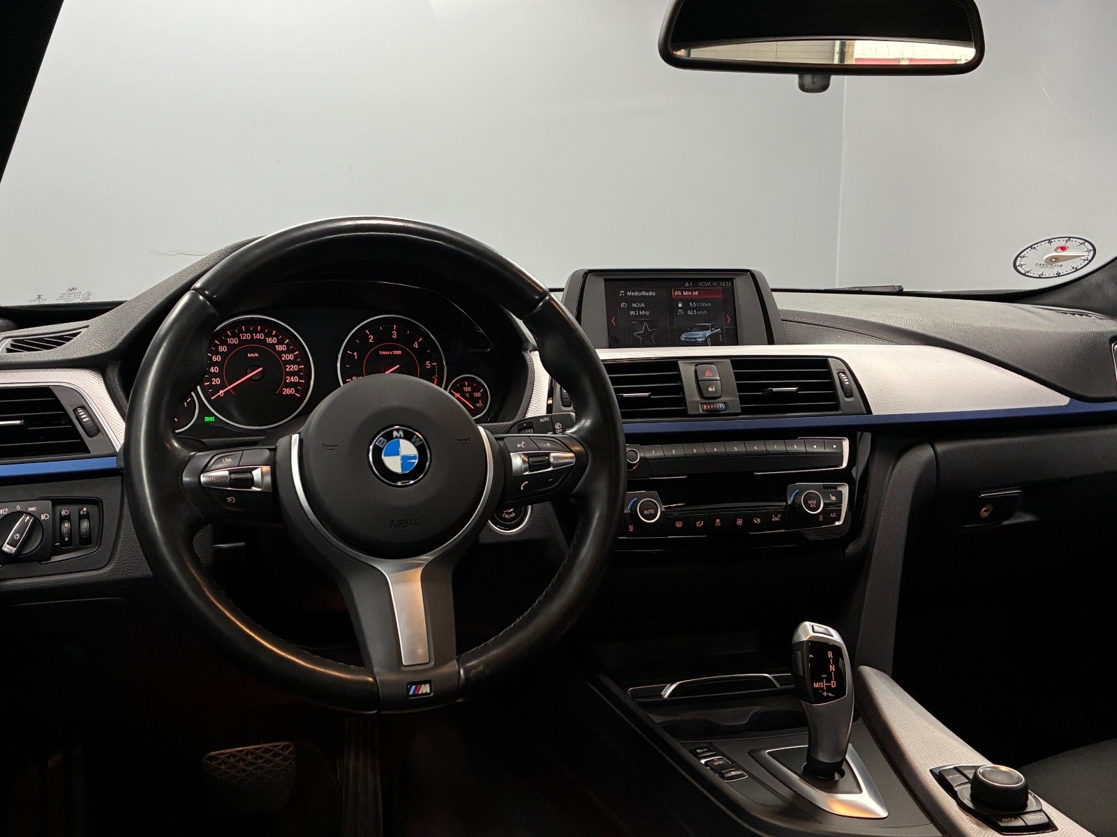 Billede af BMW 320d 2,0 Touring M-Sport aut.
