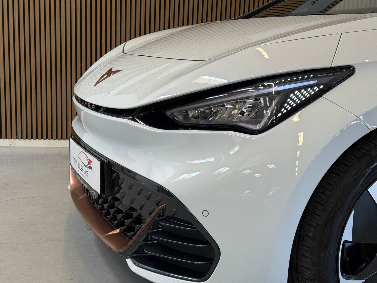 Billede af Cupra Born 77 e-Boost Dinamica Pack High