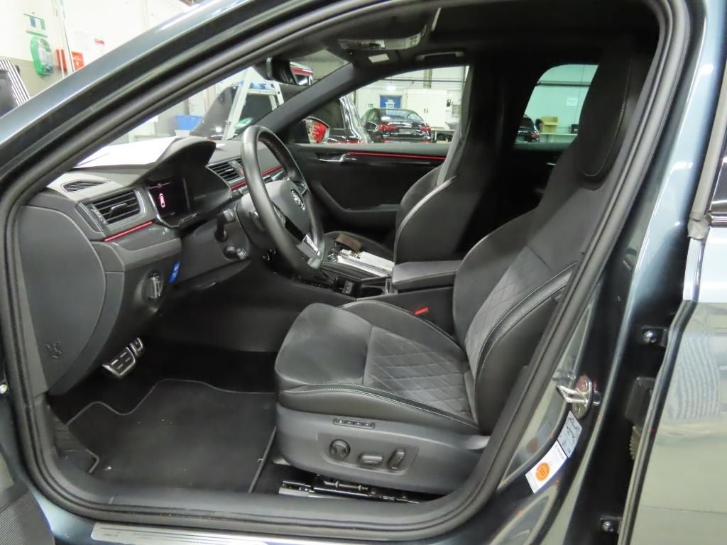 Skoda Superb TDi 190 Sportline Combi DSG