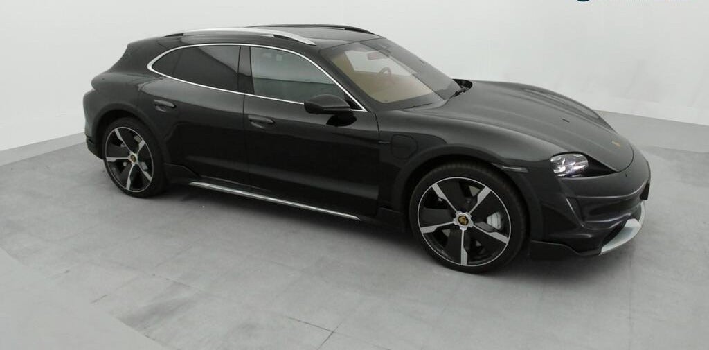 Porsche Taycan Turbo Cross Turismo