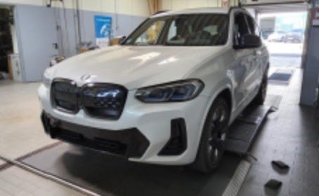 BMW iX3 Charged Plus M-Sport
