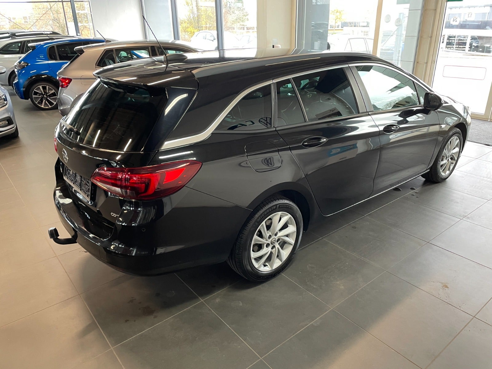 Billede af Opel Astra 1,6 CDTi 110 Business Sports Tourer